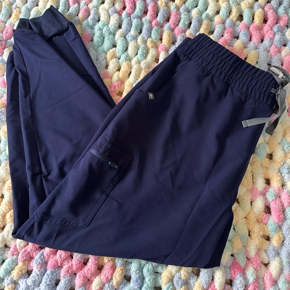HW ZAMORA JOGGERS